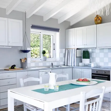 Juniper House Villa *