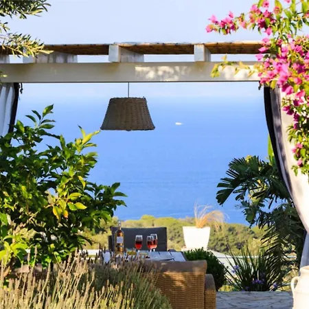 Villa Juniper House *